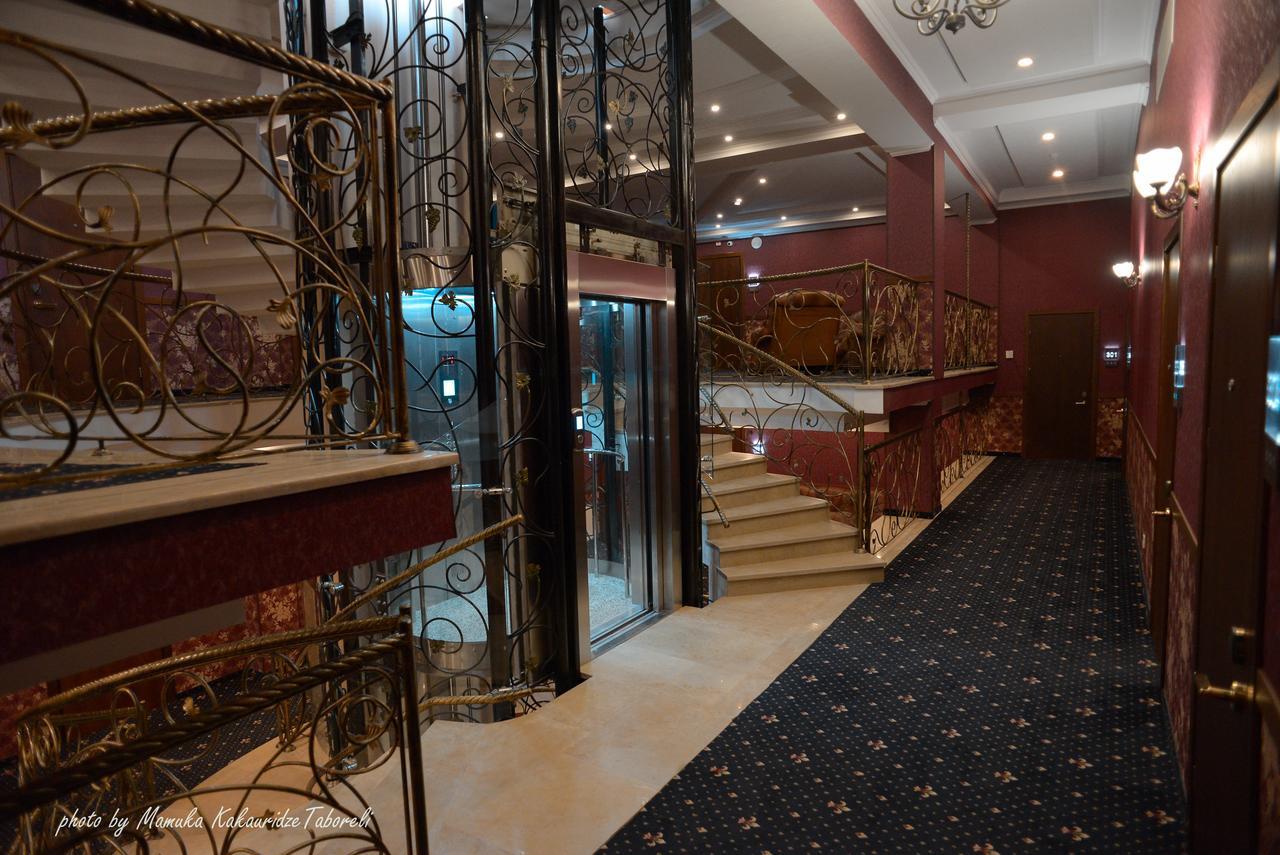 Apartment White Bridge Kʼutʼaisi Exterior foto